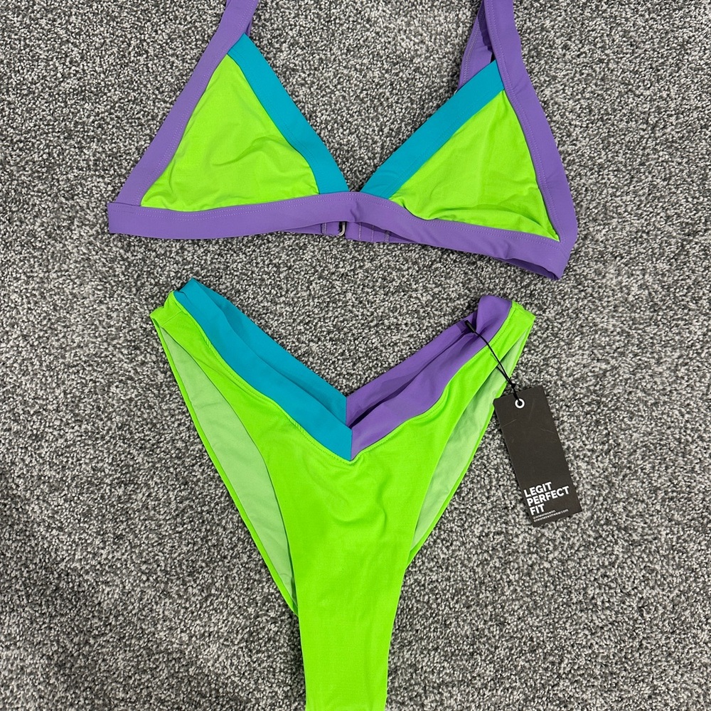 Colorblock Green & Purple Triangle Bikini Set